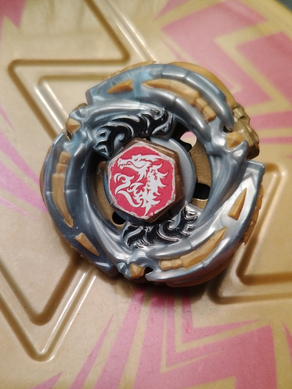 Hasbro Beyblade Metal Masters Gold Meteo L-Drago LW105LF '10 Ripcord Launch Tool